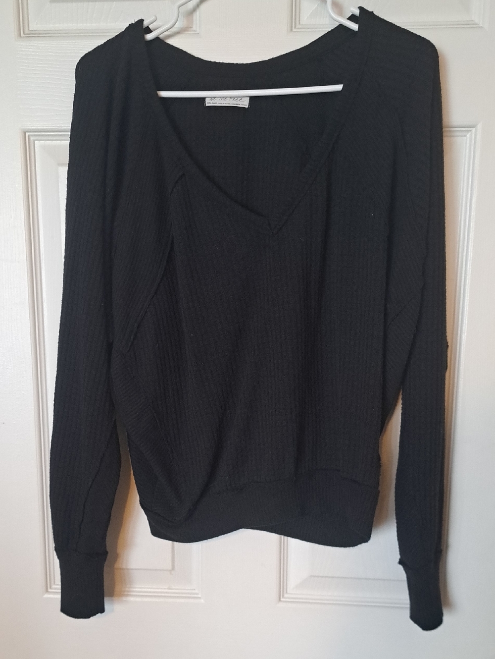 (AS IS) We The Free Black Ribbed V-Neck Sweater